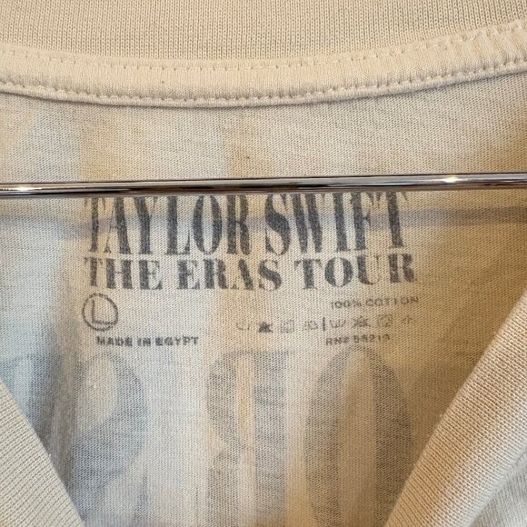 Taylor Swift Eras Tour Authentic White Concert Tee Size L - Picture 4 of 4